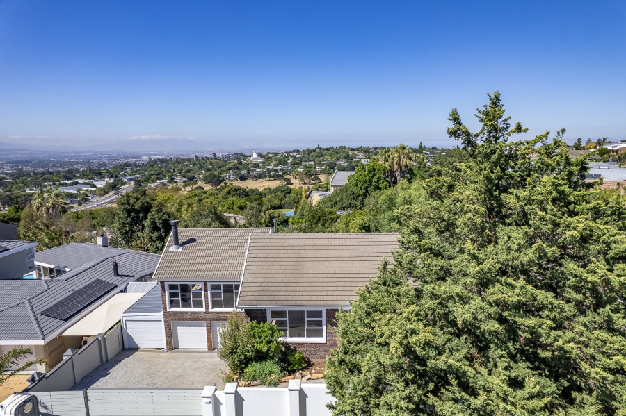 4 Bedroom Property for Sale in Welgemoed Western Cape
